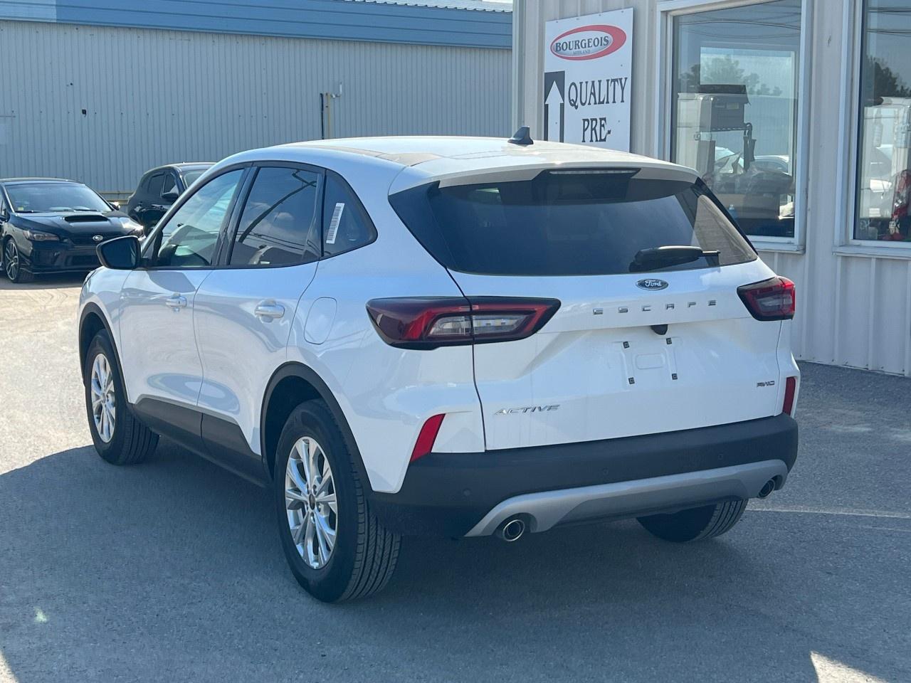 2025 Ford Escape Active AWD Photo