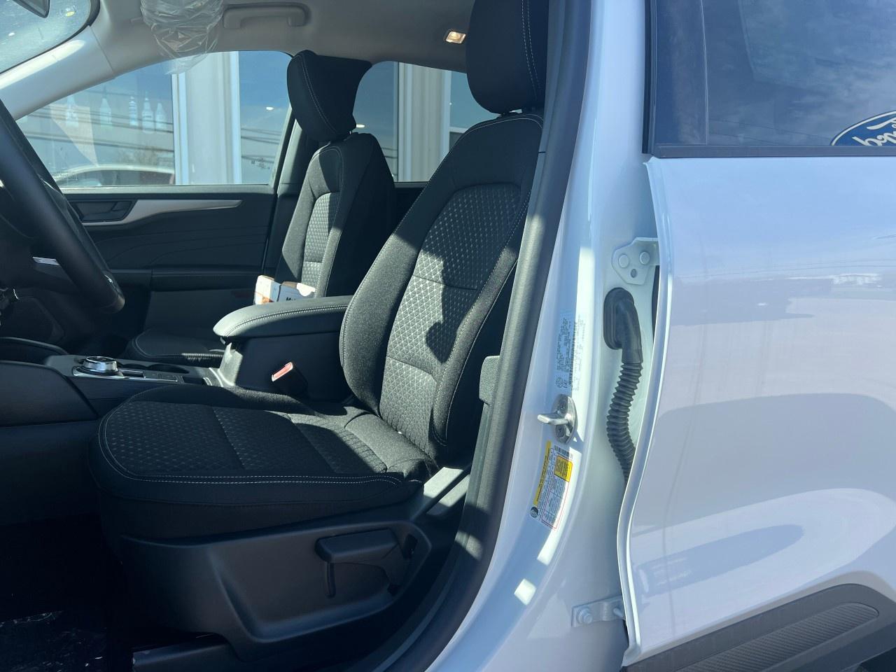 2025 Ford Escape Active AWD Photo