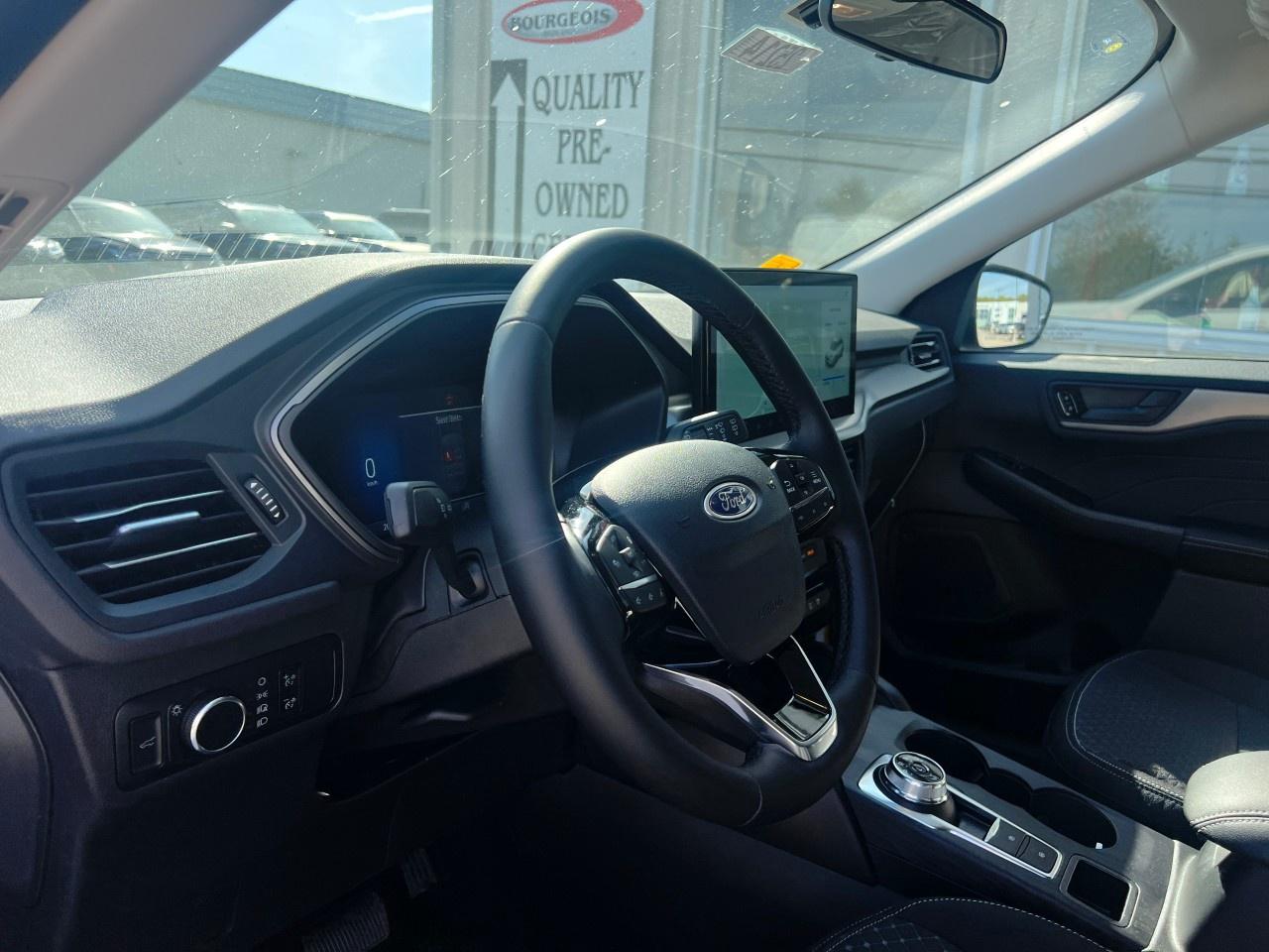 2025 Ford Escape Active AWD Photo