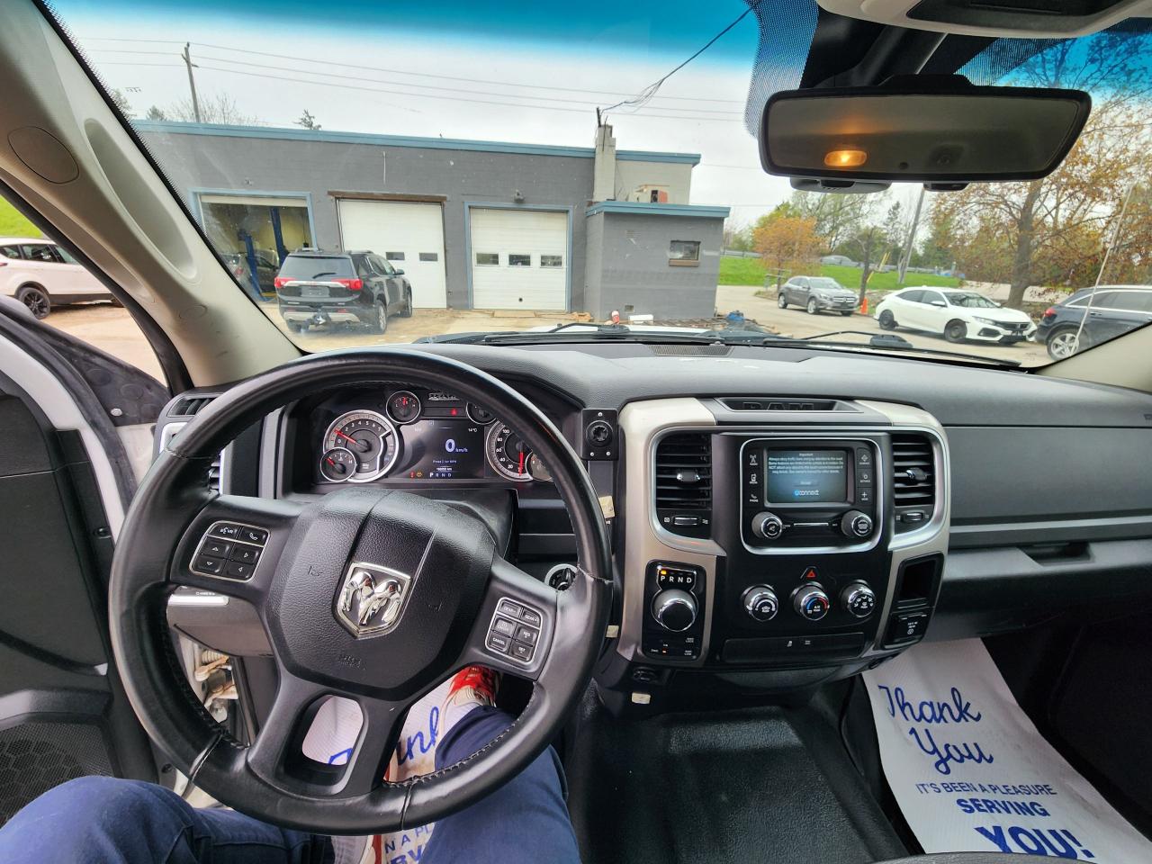 2016 RAM 1500 SLT - Photo #17
