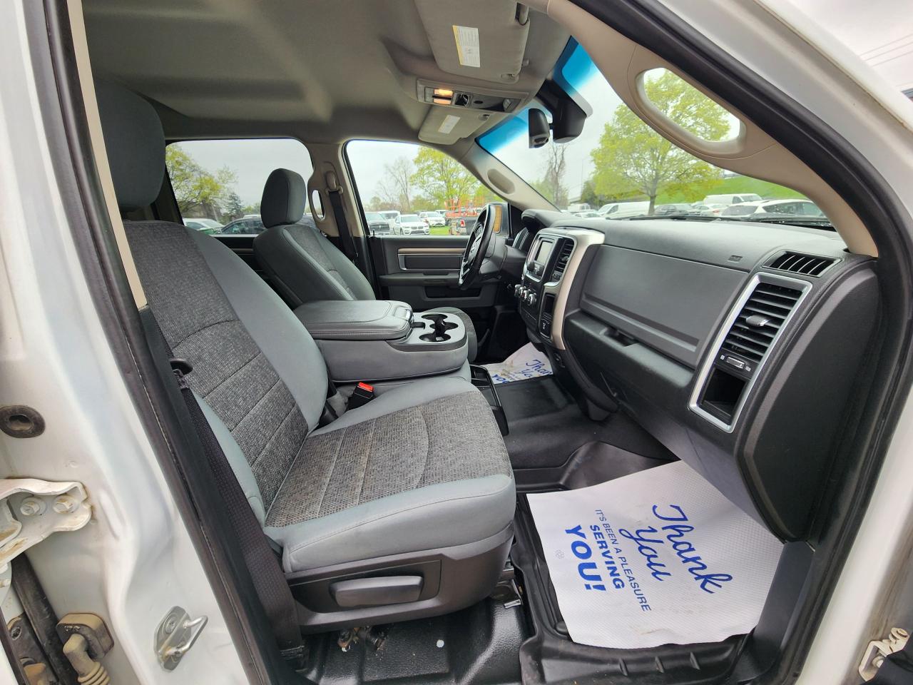 2016 RAM 1500 SLT - Photo #14