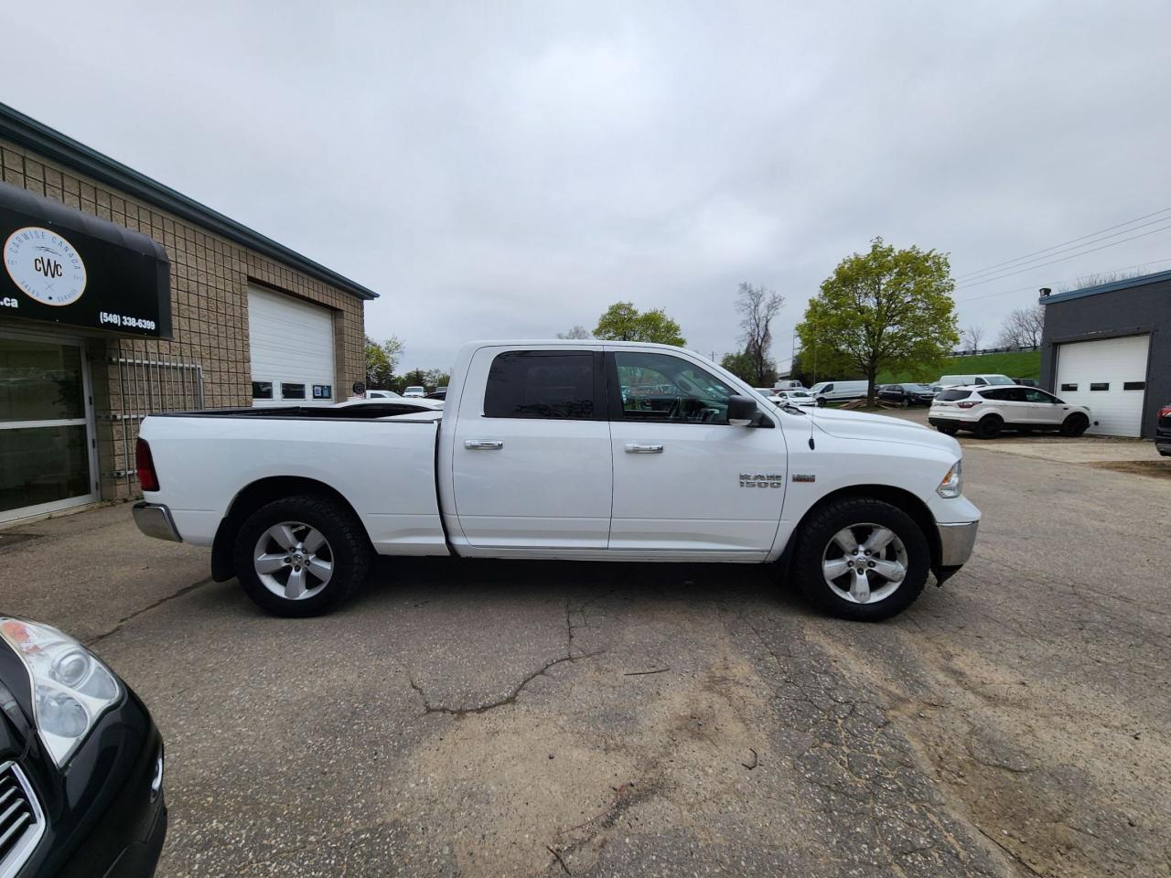 2016 RAM 1500 SLT