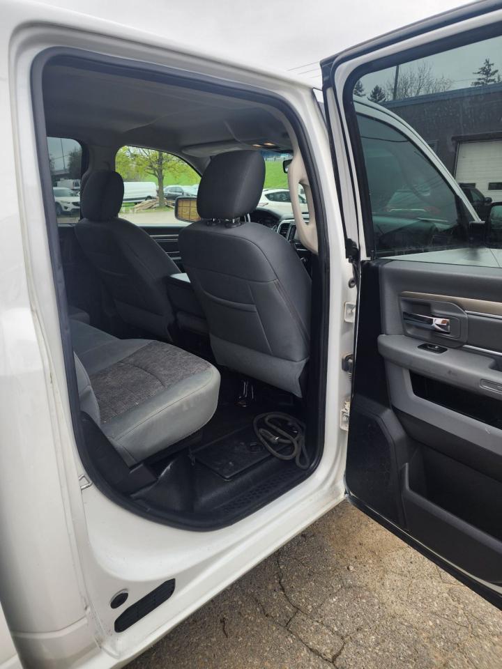 2016 RAM 1500 SLT