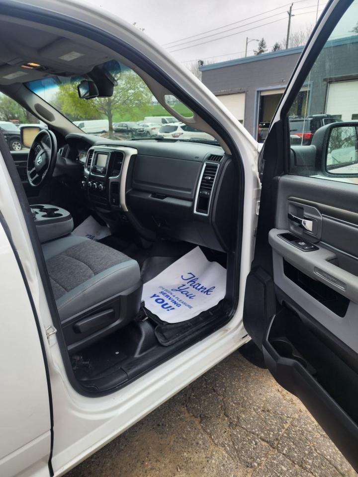 2016 RAM 1500 SLT