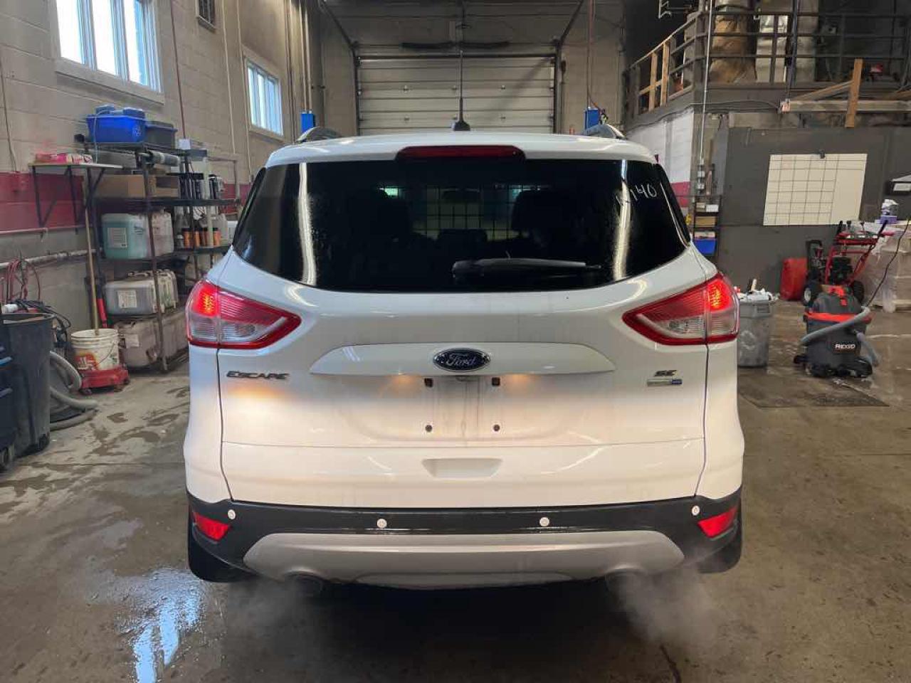 2014 Ford Escape SE - Photo #5