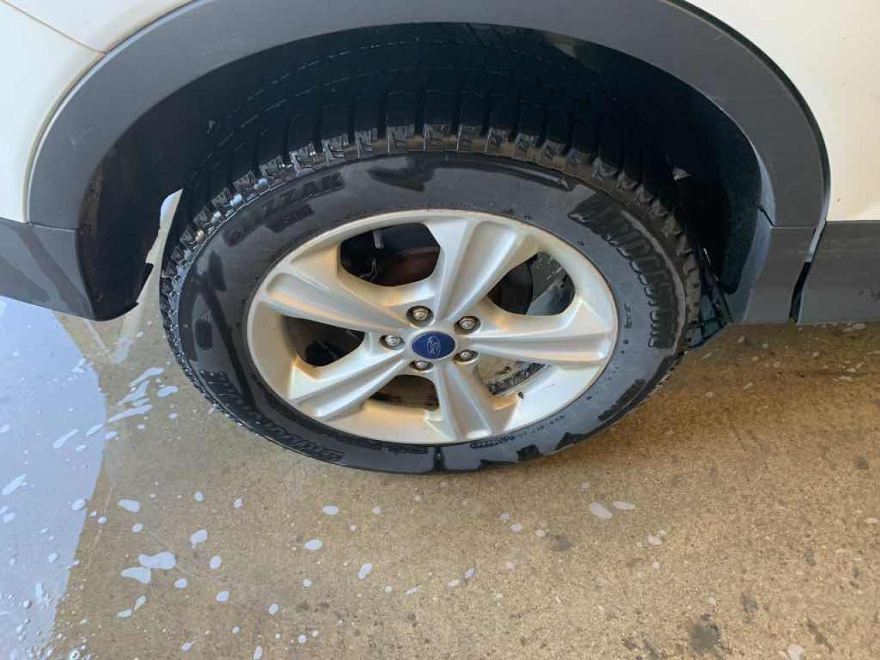 2016 Ford Escape SE - Photo #18