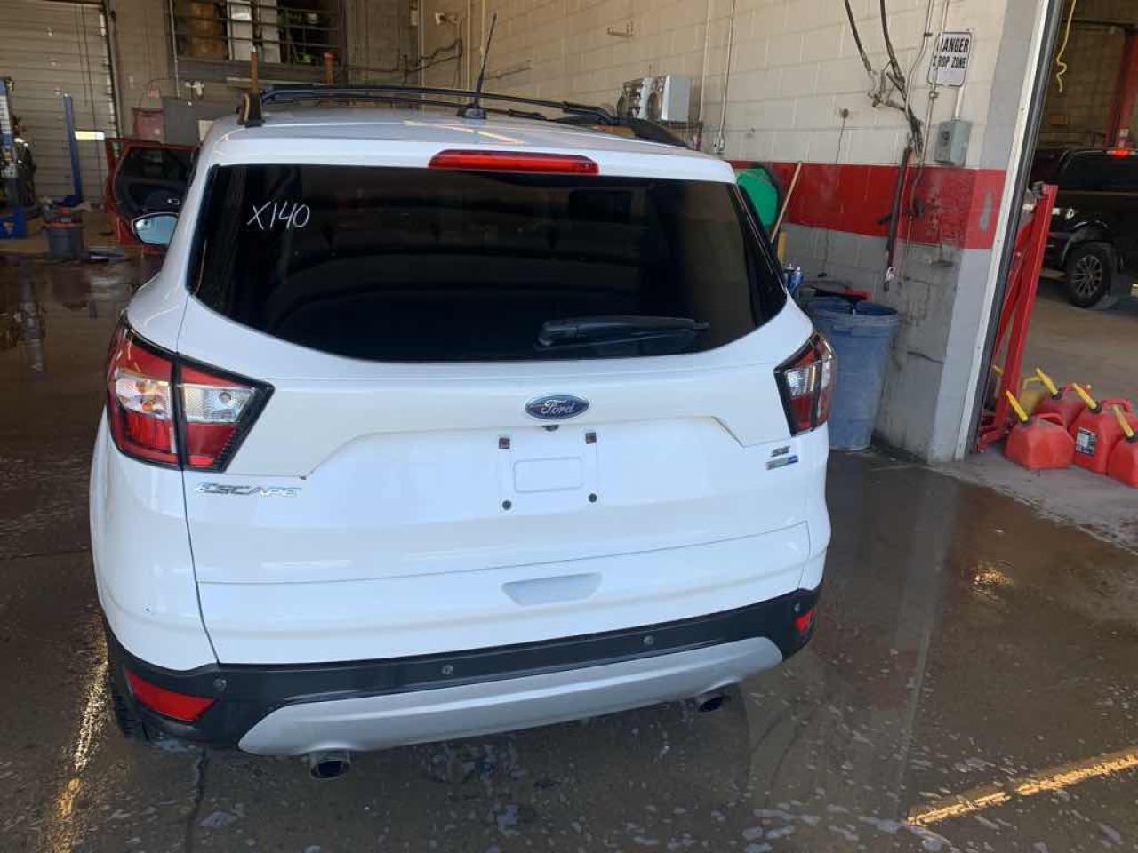 2017 Ford Escape SE - Photo #5