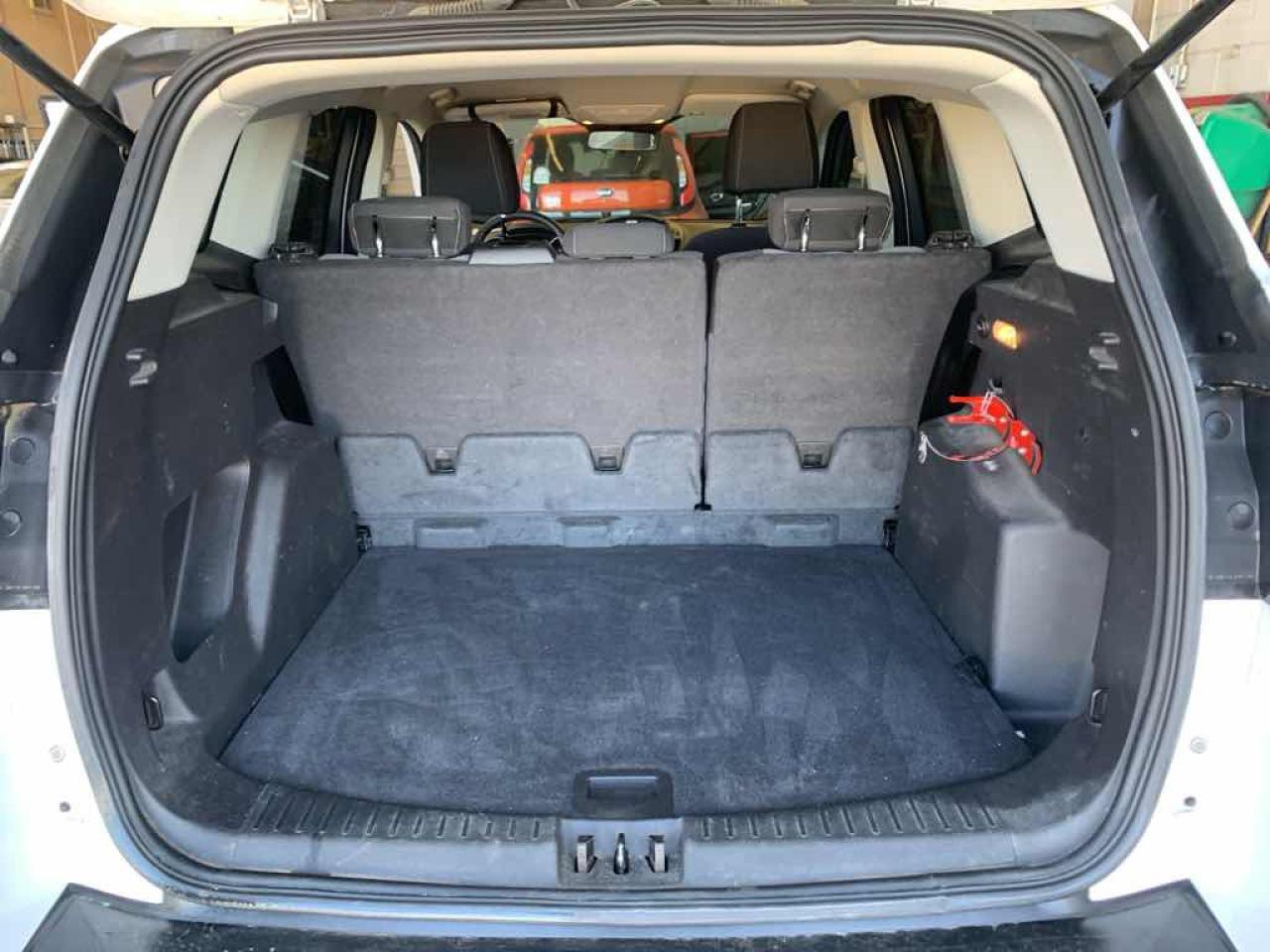 2017 Ford Escape SE - Photo #17