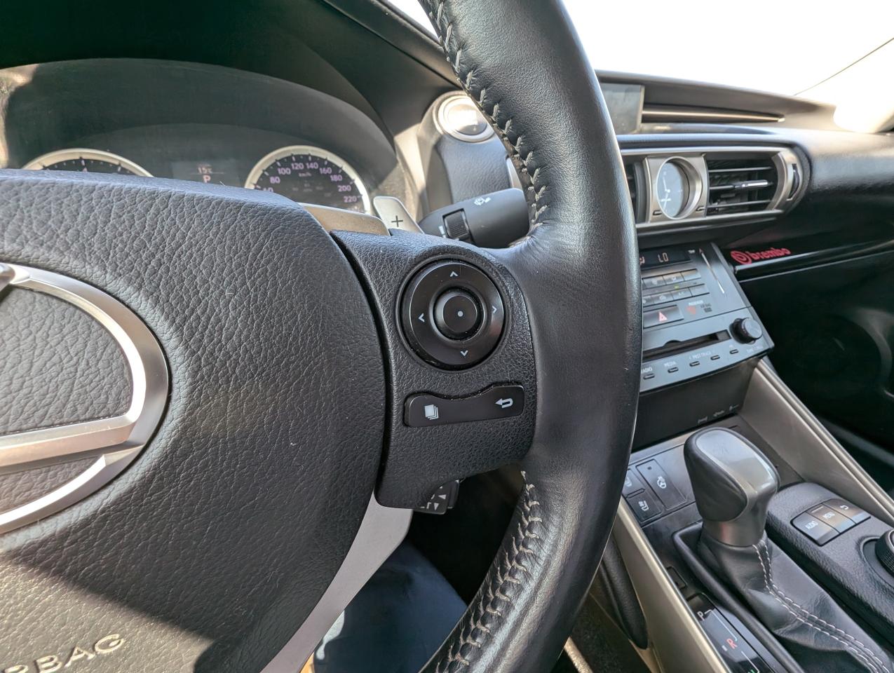 2014 Lexus IS 250 LEATHER | COOLED SEATS | AWD - Photo #15