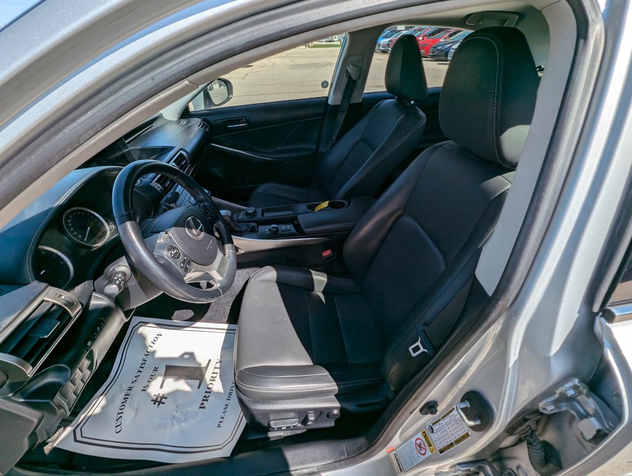 2014 Lexus IS 250 LEATHER | COOLED SEATS | AWD - Photo #10