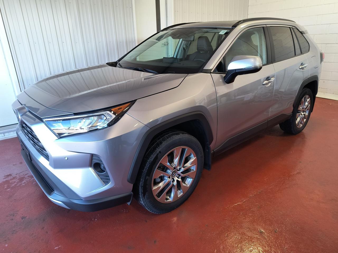 Used 2020 Toyota RAV4 LIMITED AWD for sale in Pembroke, ON