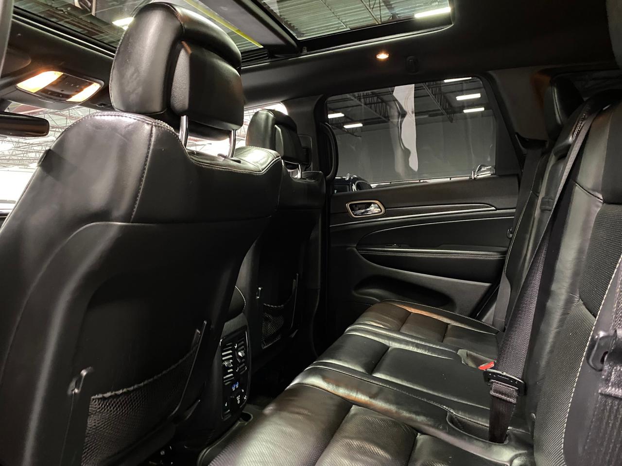 2017 Jeep Grand Cherokee Limited - Photo #16