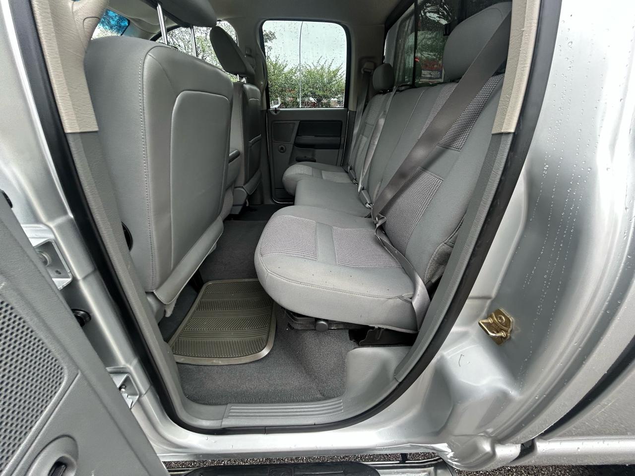 2007 Dodge Ram 1500 SLT - Photo #10