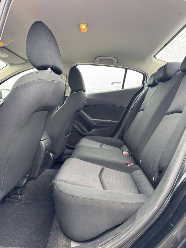 2014 Mazda MAZDA3 GX-SKY - Photo #8