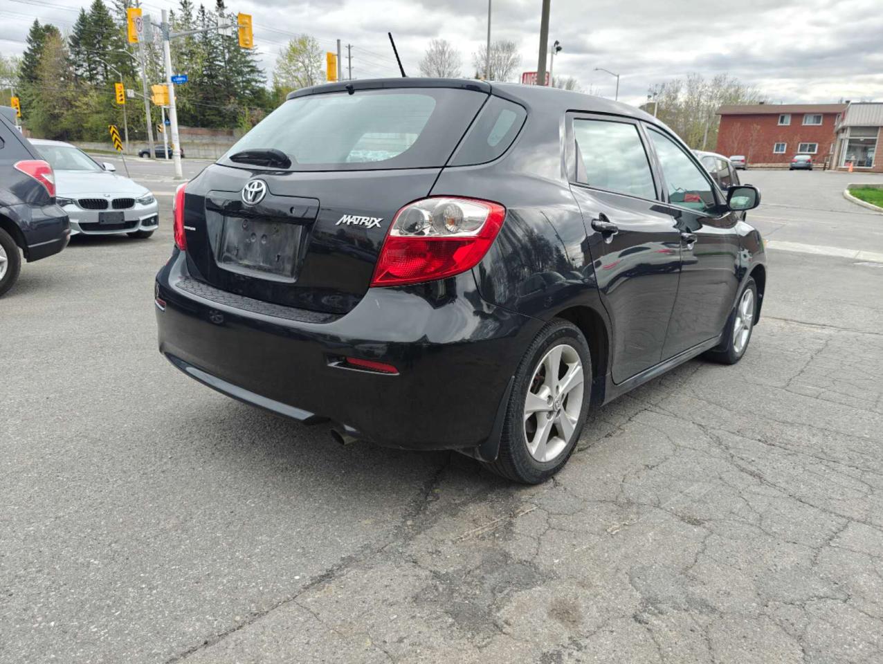 2014 Toyota Matrix Auto with Sunroof - Photo #5