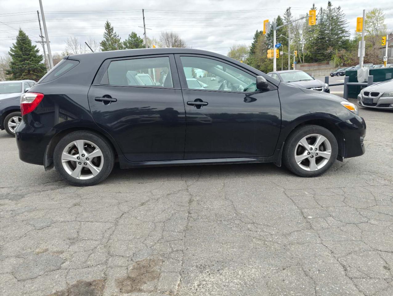 2014 Toyota Matrix Auto with Sunroof - Photo #6