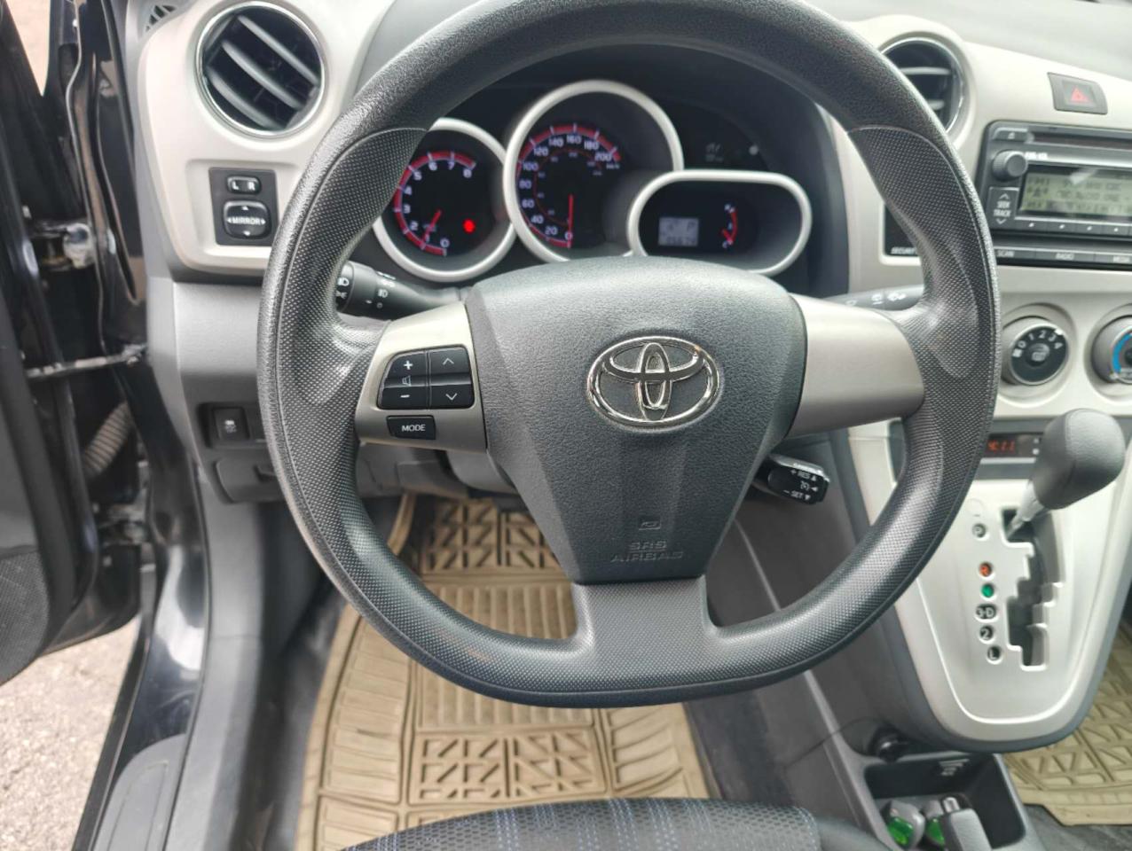 2014 Toyota Matrix Auto with Sunroof - Photo #11