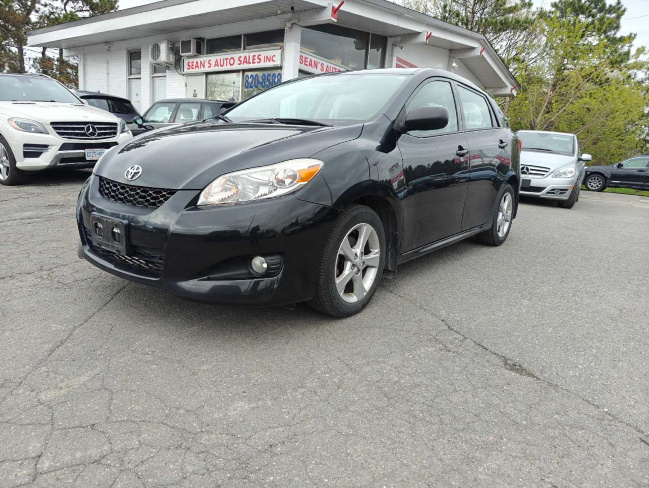 2014 Toyota Matrix Auto with Sunroof