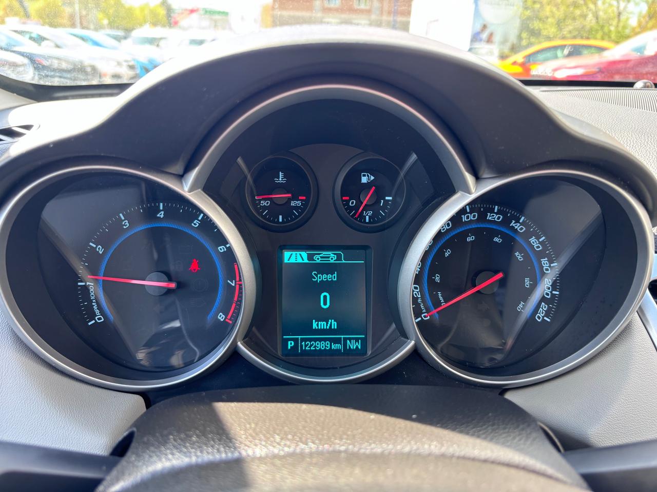 2015 Chevrolet Cruze 2LS LOW KM EXTRA CLEAN - Photo #14