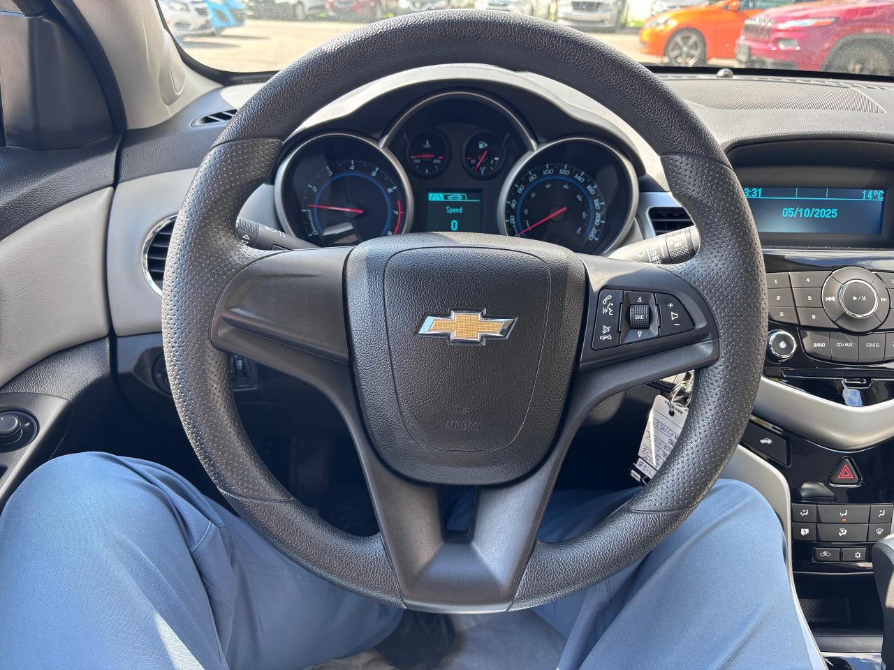 2015 Chevrolet Cruze 2LS LOW KM EXTRA CLEAN - Photo #13
