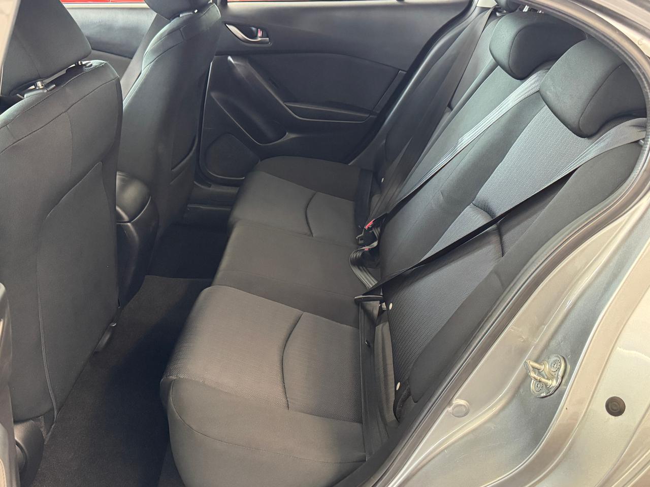 2015 Mazda MAZDA3 GX+New Tires+A/C+6 Speed Manual Photo77
