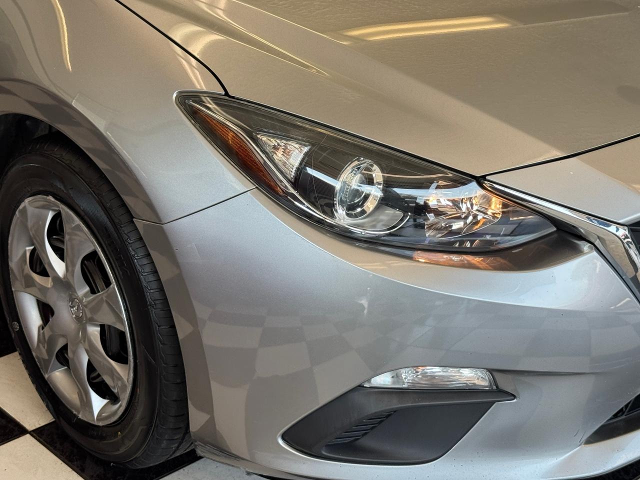 2015 Mazda MAZDA3 GX+New Tires+A/C+6 Speed Manual - Photo #30