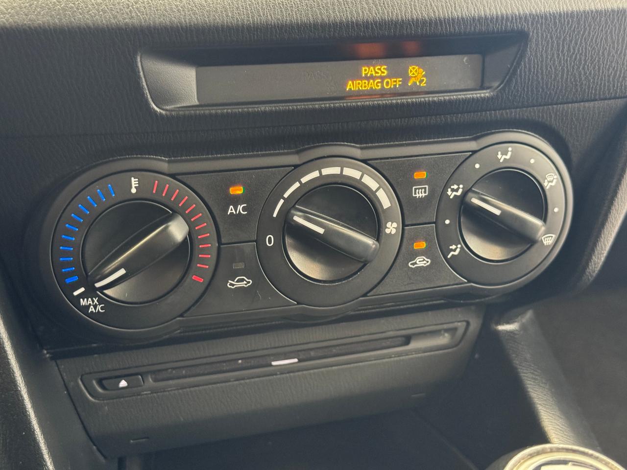 2015 Mazda MAZDA3 GX+New Tires+A/C+6 Speed Manual - Photo #28