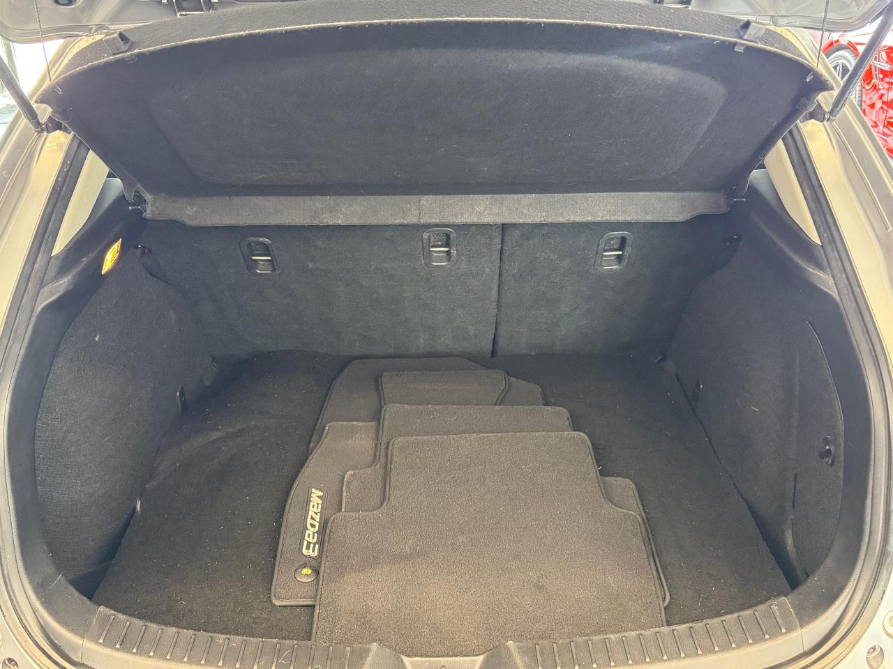 2015 Mazda MAZDA3 GX+New Tires+A/C+6 Speed Manual Photo25