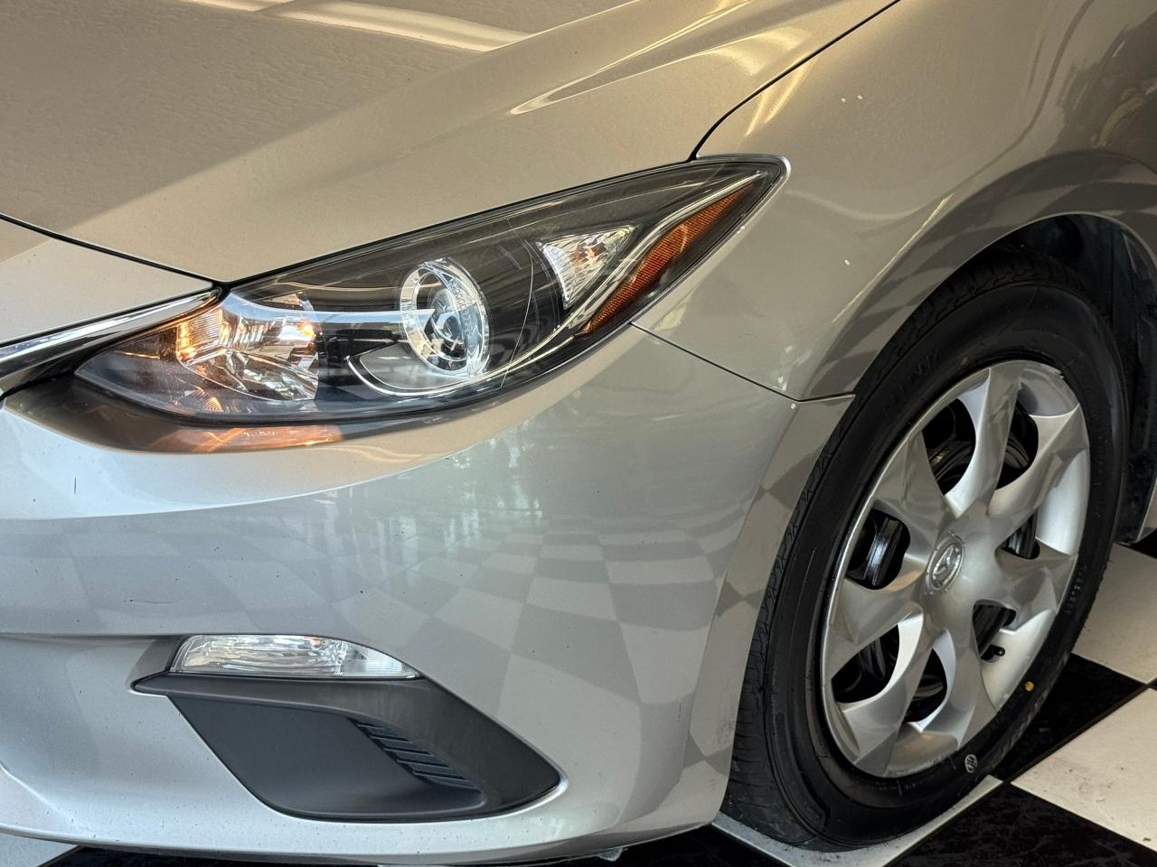 2015 Mazda MAZDA3 GX+New Tires+A/C+6 Speed Manual Photo85