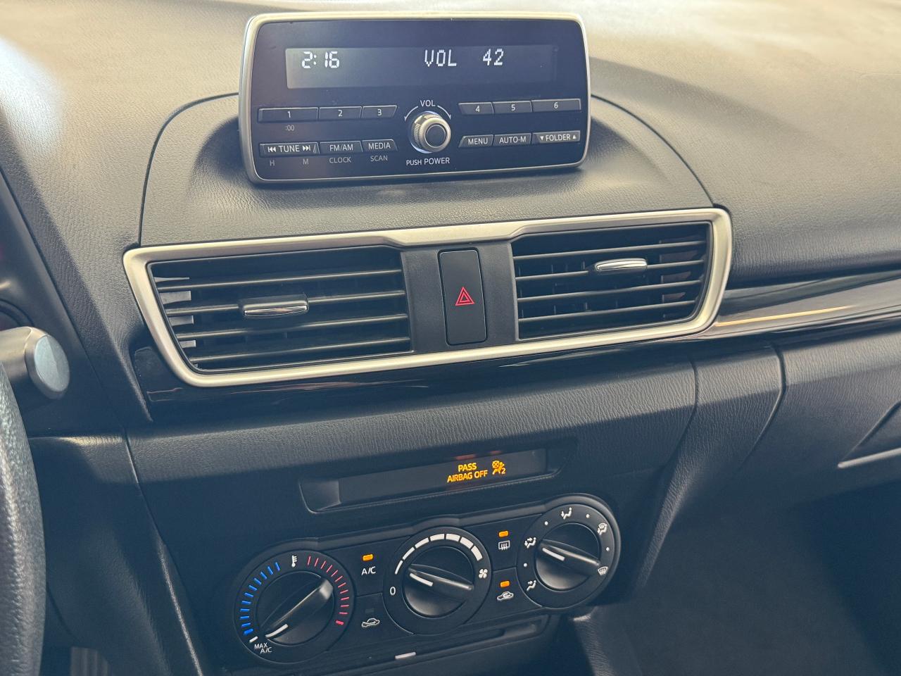 2015 Mazda MAZDA3 GX+New Tires+A/C+6 Speed Manual - Photo #13