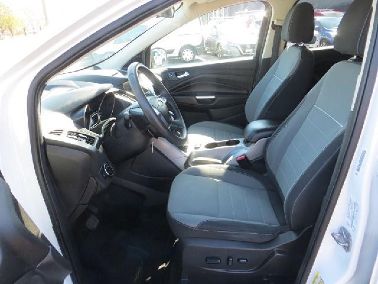 2014 Ford Escape CERTIFIED, 4 WHEEL DRIVE, REAR CAMERA - Photo #8
