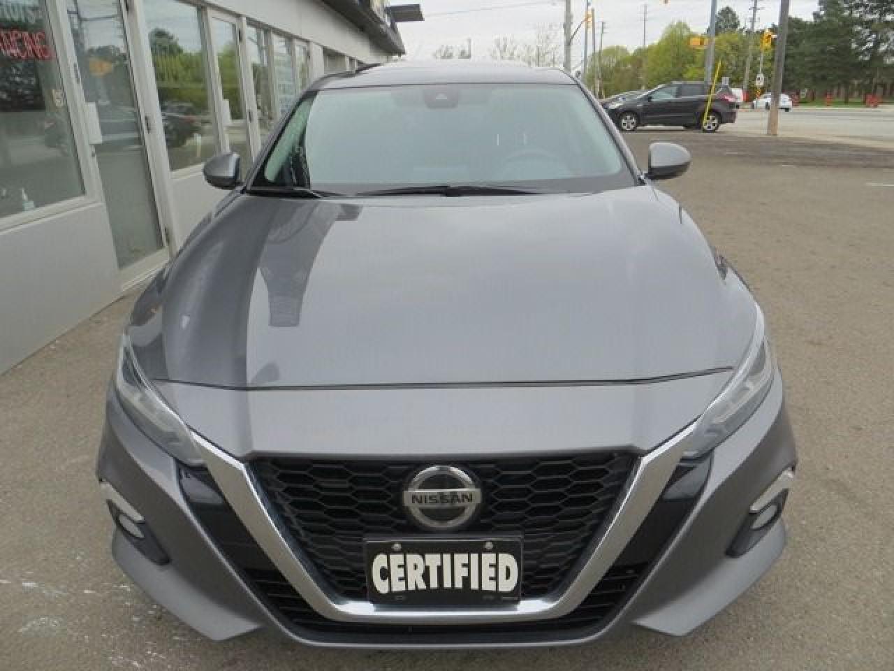 2019 Nissan Altima CERTIFIED, 4 WHEEL DRIVE, SUNROOF, REAR CAMERA - Photo #3