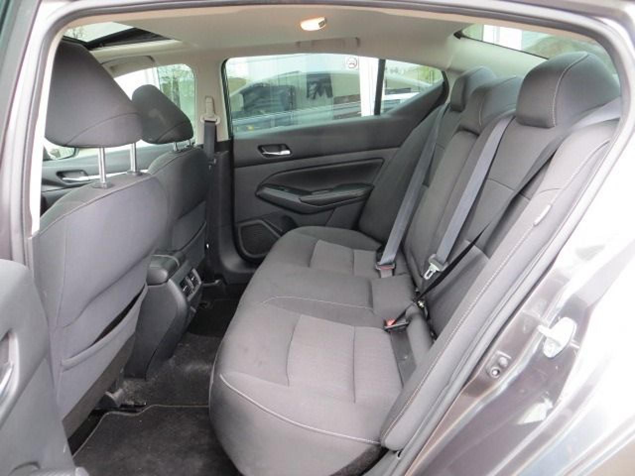 2019 Nissan Altima CERTIFIED, 4 WHEEL DRIVE, SUNROOF, REAR CAMERA - Photo #9