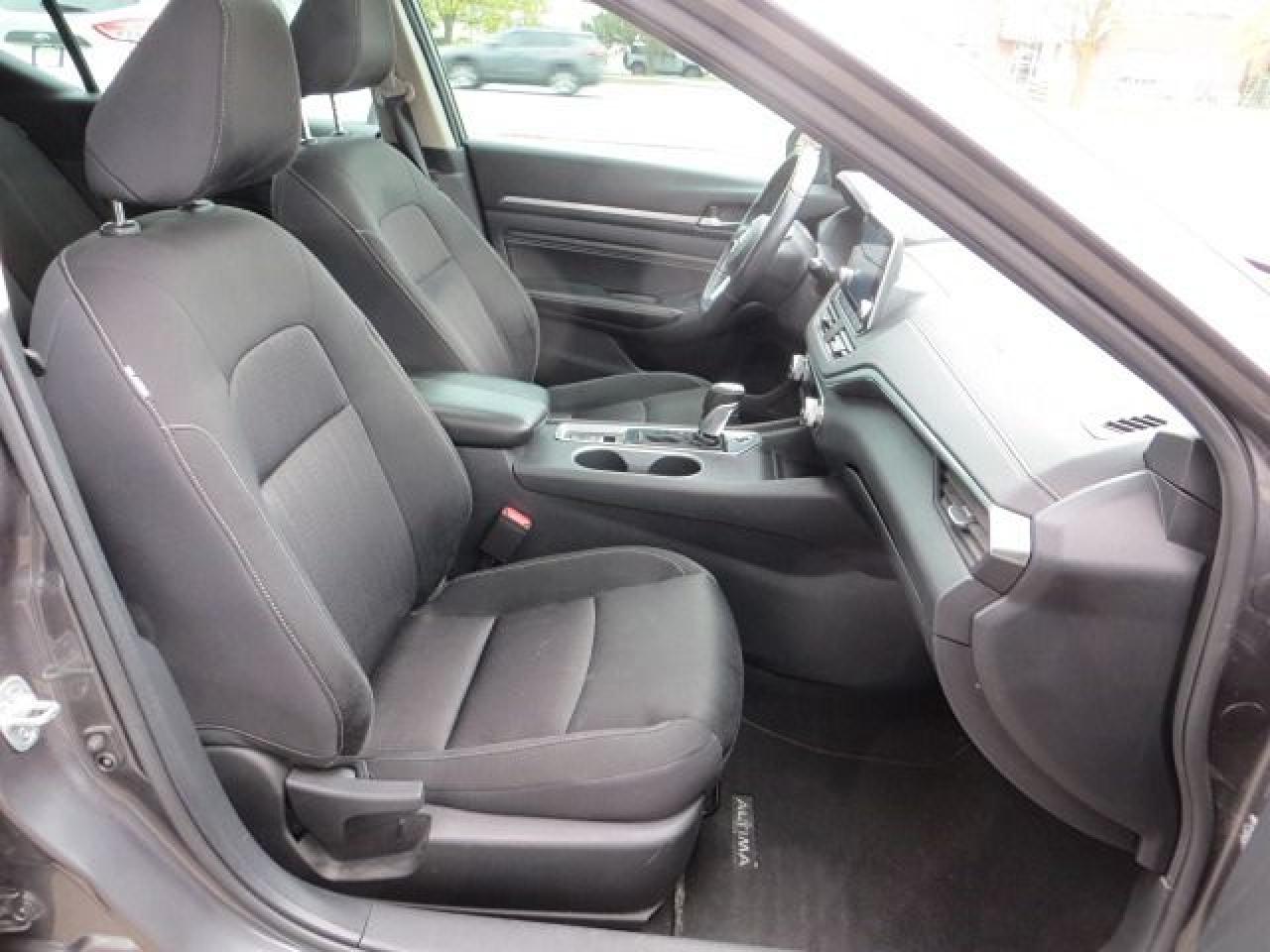 2019 Nissan Altima CERTIFIED, 4 WHEEL DRIVE, SUNROOF, REAR CAMERA - Photo #12