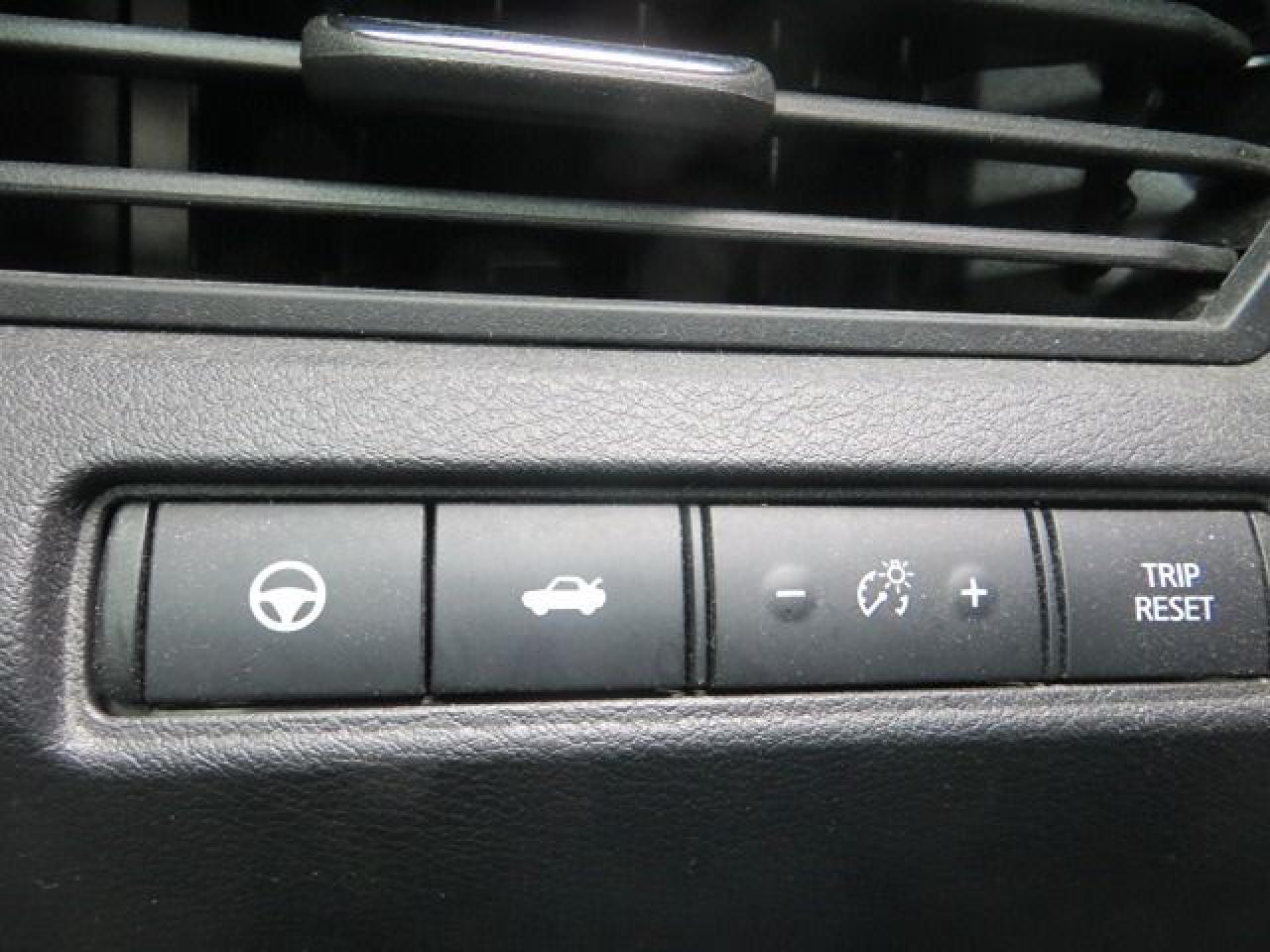 2019 Nissan Altima CERTIFIED, 4 WHEEL DRIVE, SUNROOF, REAR CAMERA - Photo #19