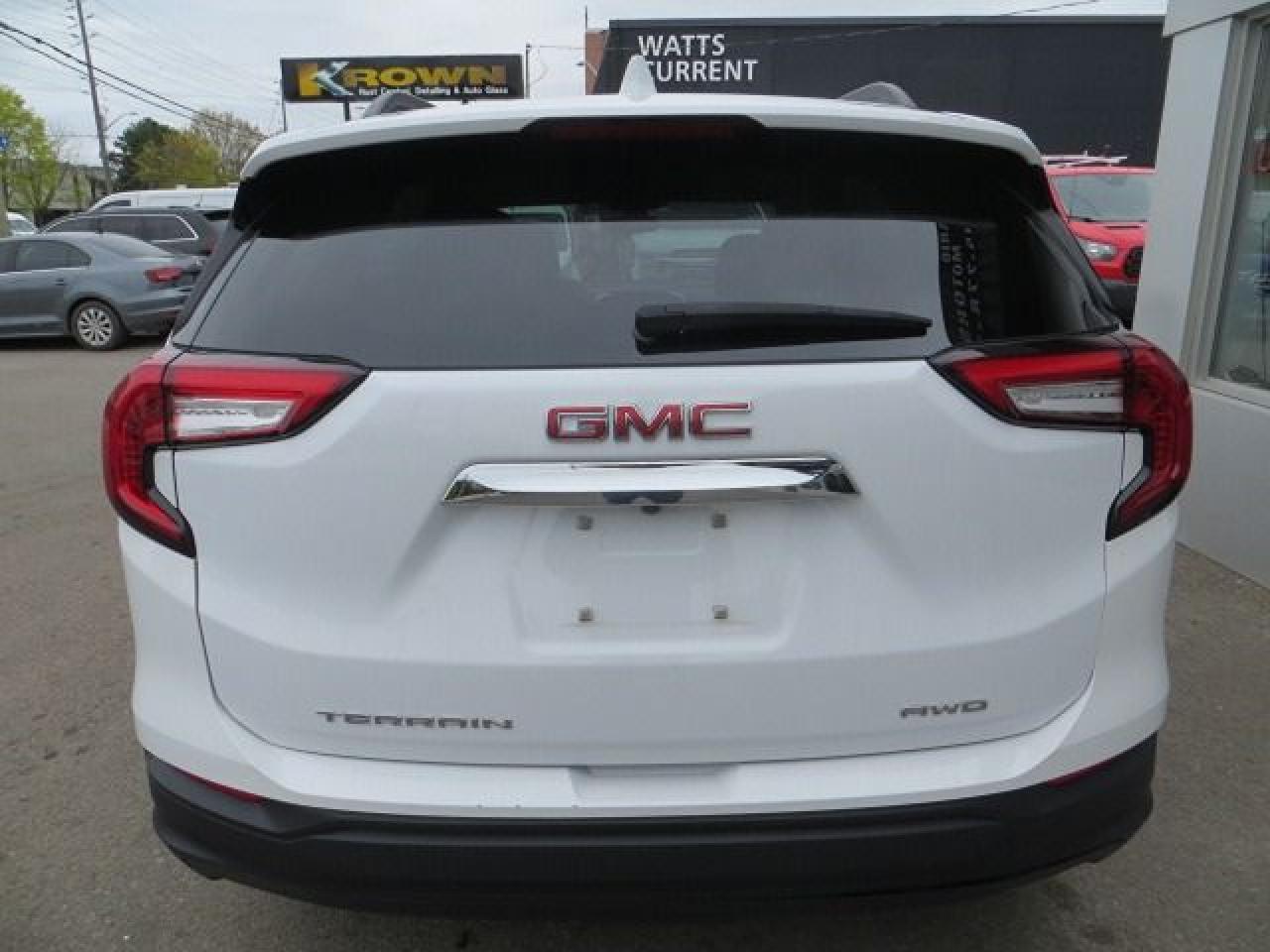 2023 GMC Terrain CERTIFIED, SLE, ALL WHEEL DRIVE, LIKE NEW - Photo #6