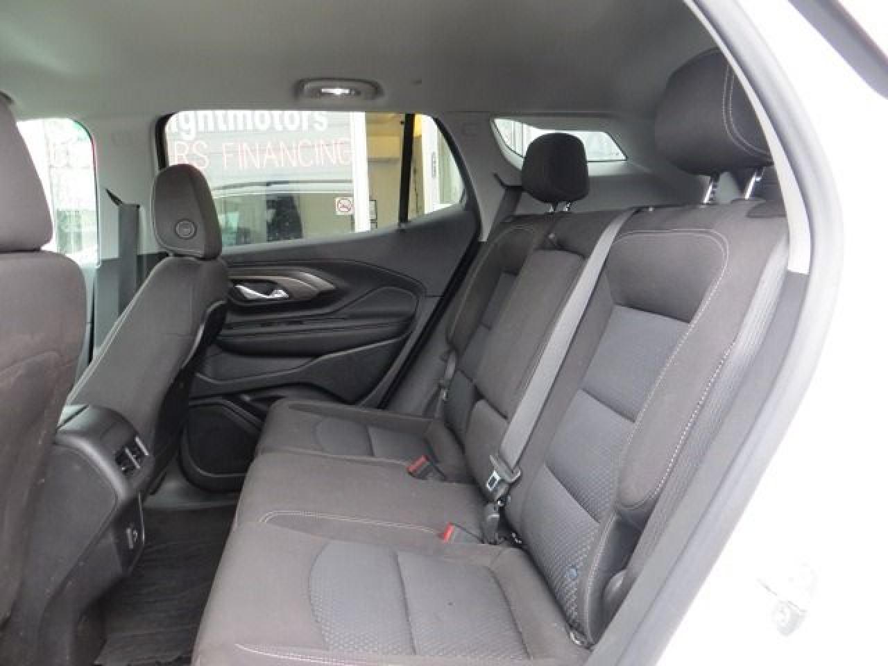 2023 GMC Terrain CERTIFIED, SLE, ALL WHEEL DRIVE, LIKE NEW - Photo #9