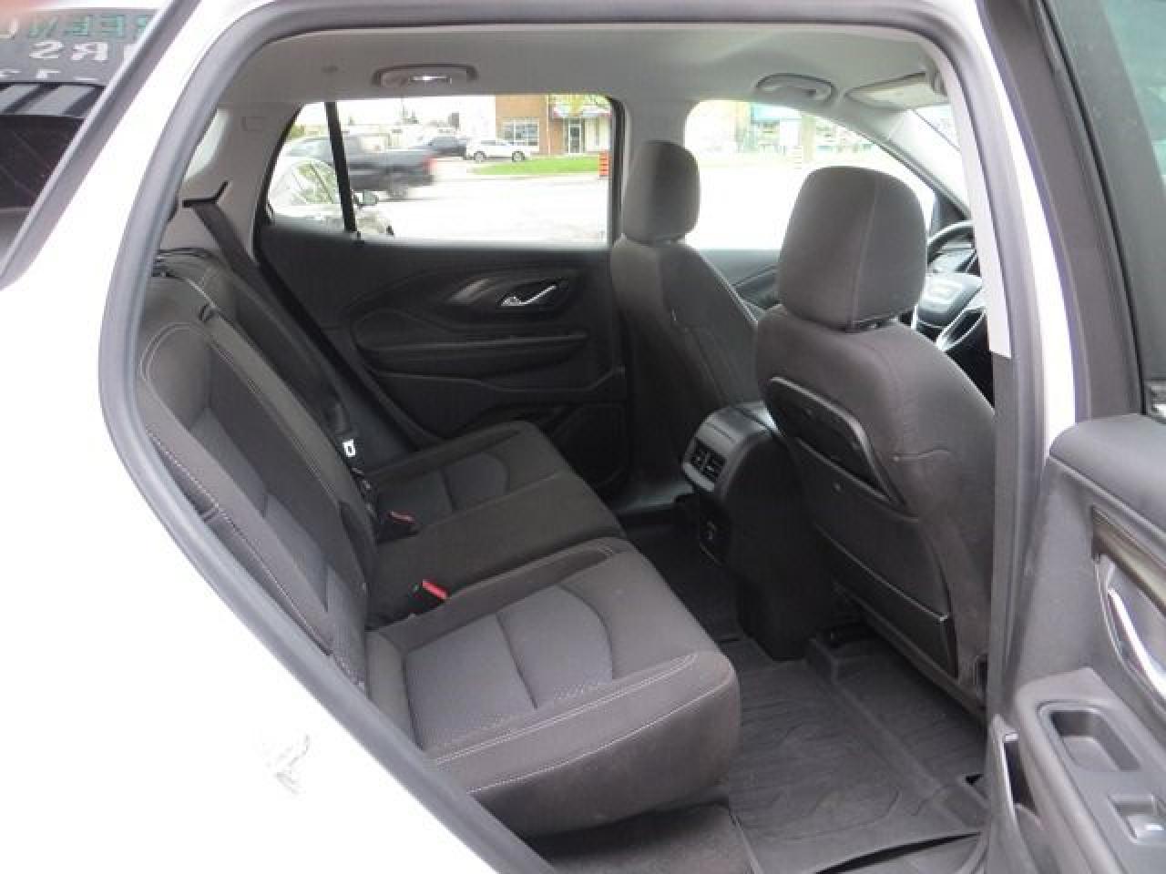 2023 GMC Terrain CERTIFIED, SLE, ALL WHEEL DRIVE, LIKE NEW - Photo #11