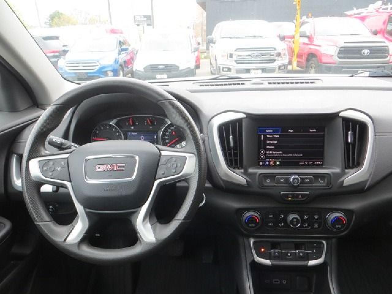 2023 GMC Terrain CERTIFIED, SLE, ALL WHEEL DRIVE, LIKE NEW - Photo #13