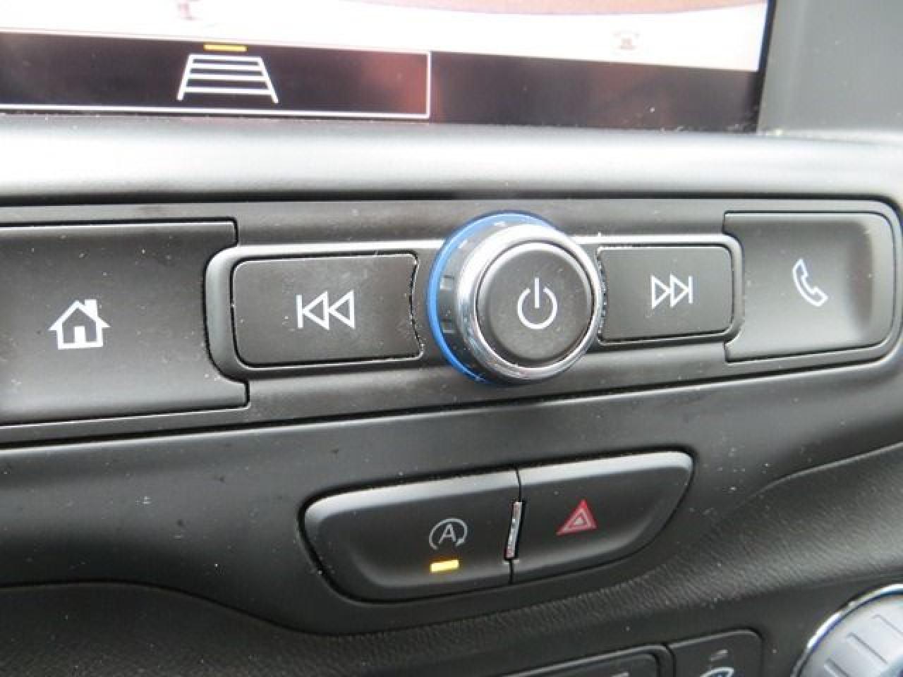 2023 GMC Terrain CERTIFIED, SLE, ALL WHEEL DRIVE, LIKE NEW - Photo #18