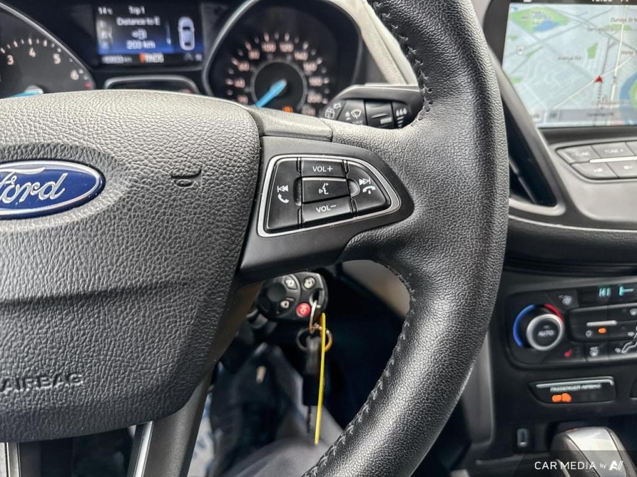 2018 Ford Escape SEL / LEATHER / NAV / HTD SEATS / ALLOYS - Photo #21