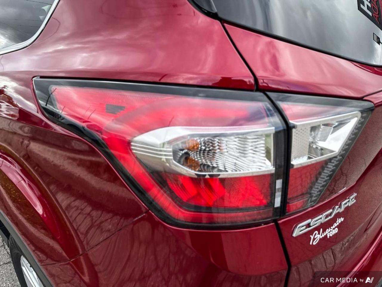 2018 Ford Escape SEL / LEATHER / NAV / HTD SEATS / ALLOYS - Photo #8