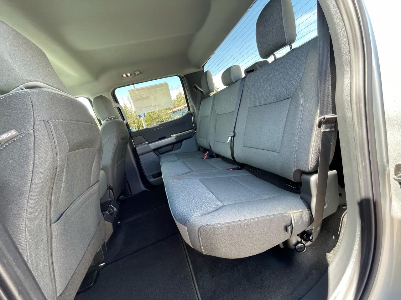 2025 Ford F-150 XLT 4WD SuperCrew 6.5' Box Photo5