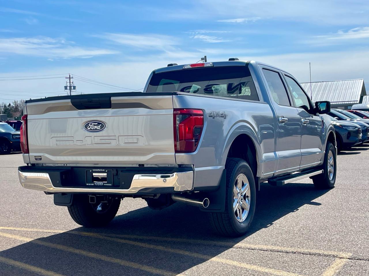 2025 Ford F-150 XLT 4WD SuperCrew 6.5' Box Photo4