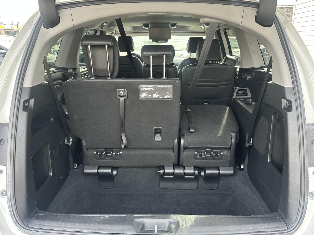 2022 Honda Odyssey EX-L NAV - Photo #16