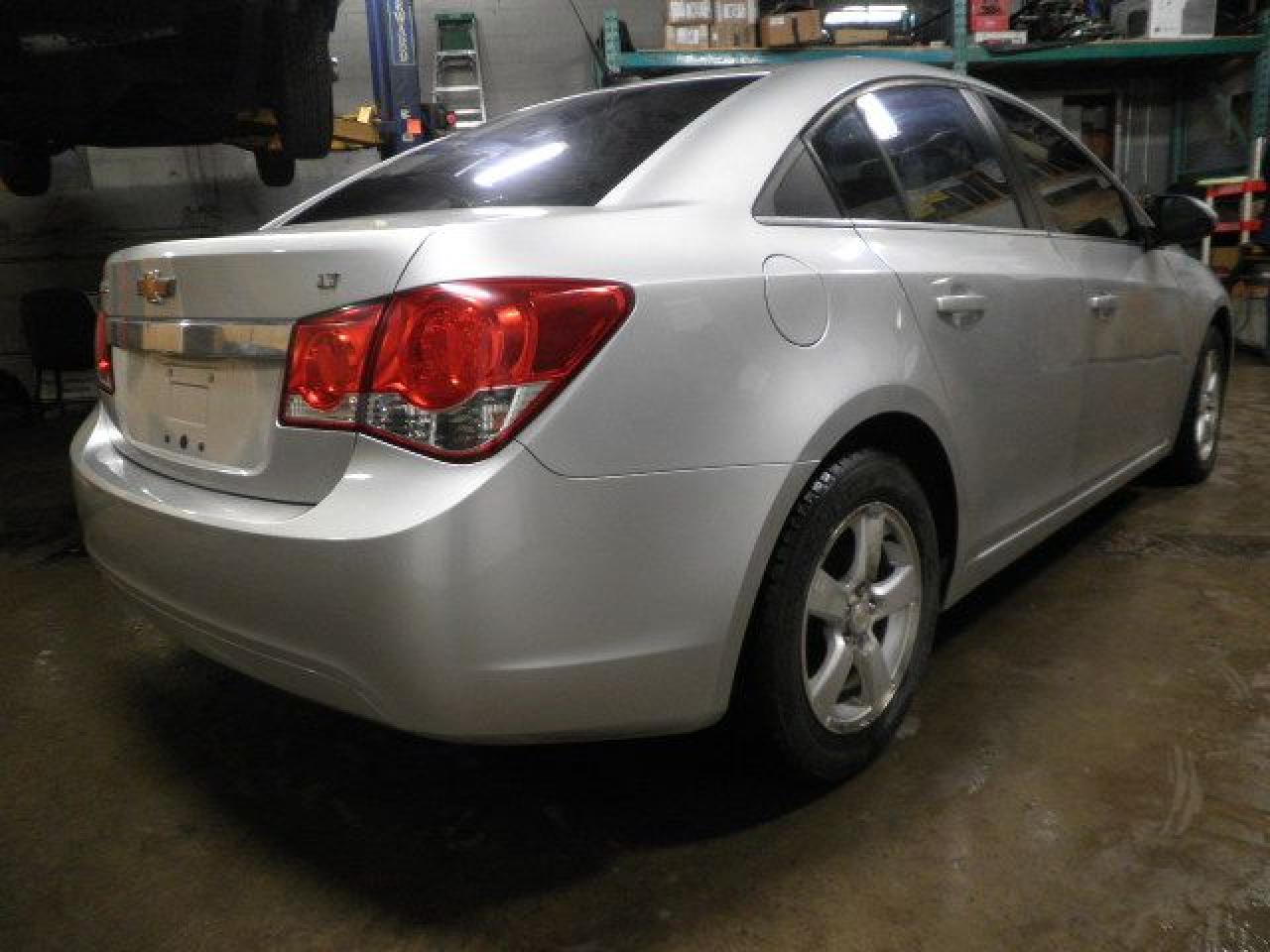 2012 Chevrolet Cruze LT Turbo+ w/1SB Photo3
