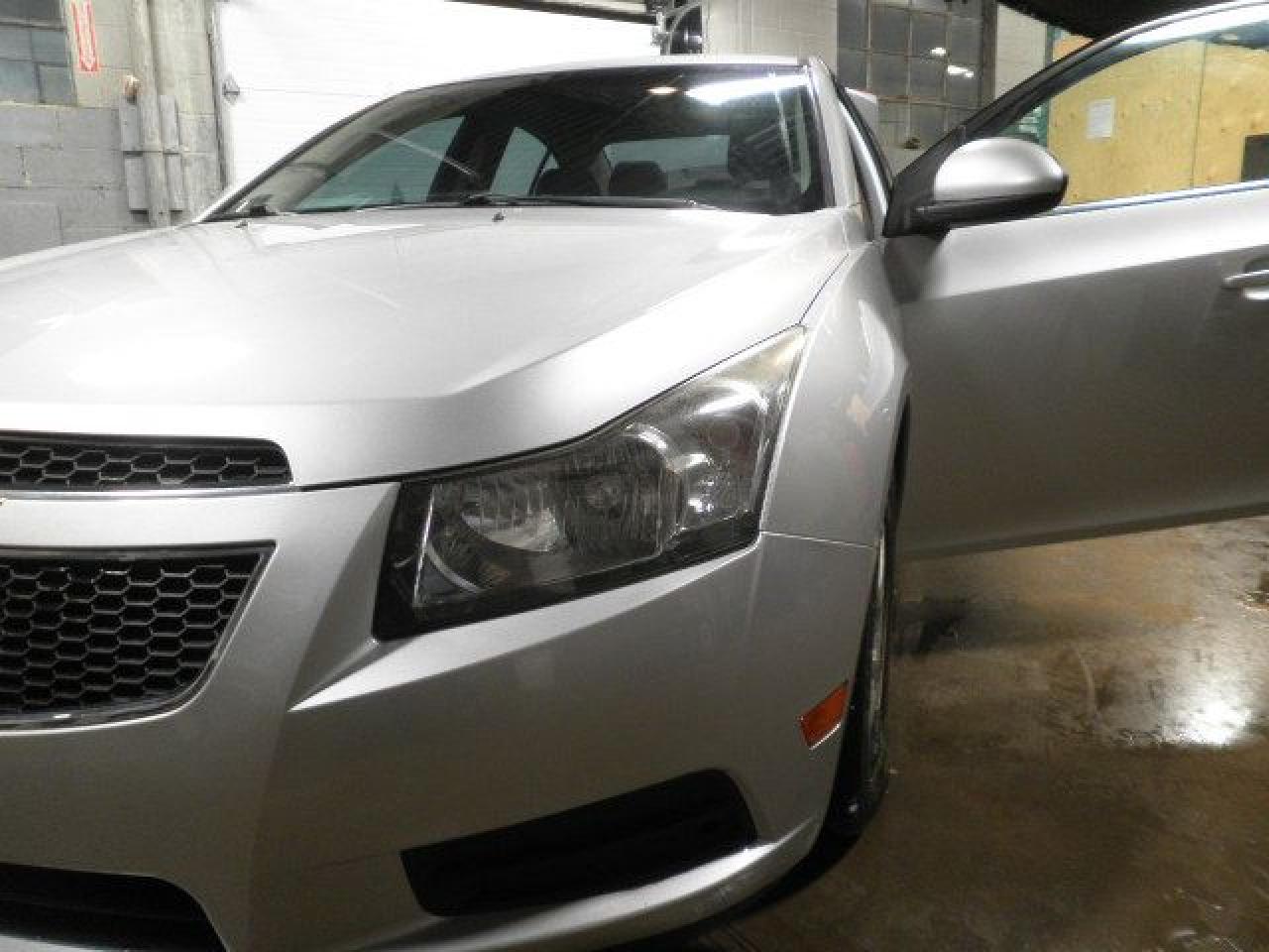 2012 Chevrolet Cruze LT Turbo+ w/1SB Photo4