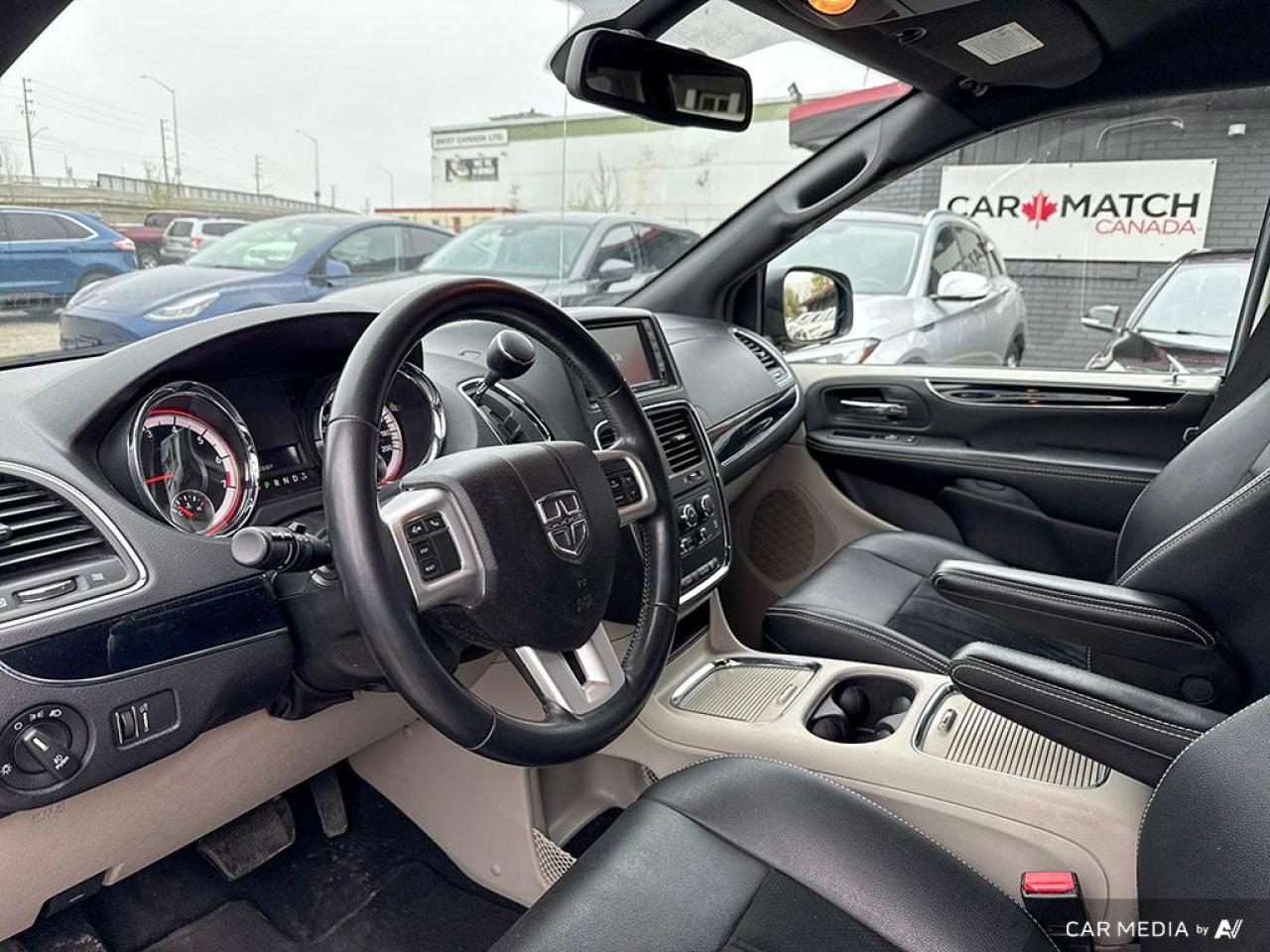 2018 Dodge Grand Caravan SXT PREMIUM PLUS / STOW N GO / DVD / NAV / LEATHER - Photo #8