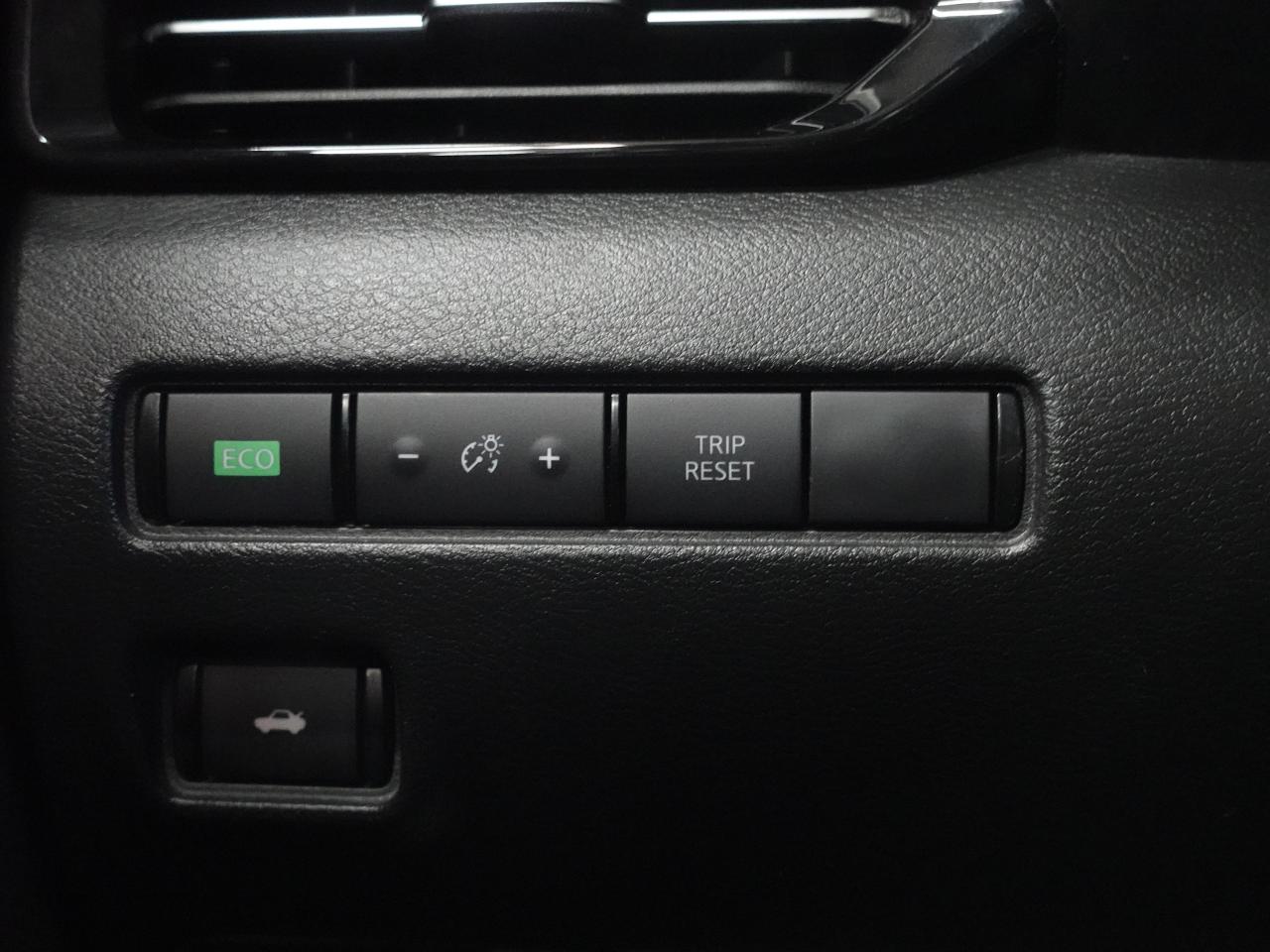 2021 Nissan Sentra SR | Sunroof | Heated Seats | ACC | BSM | CarPlay