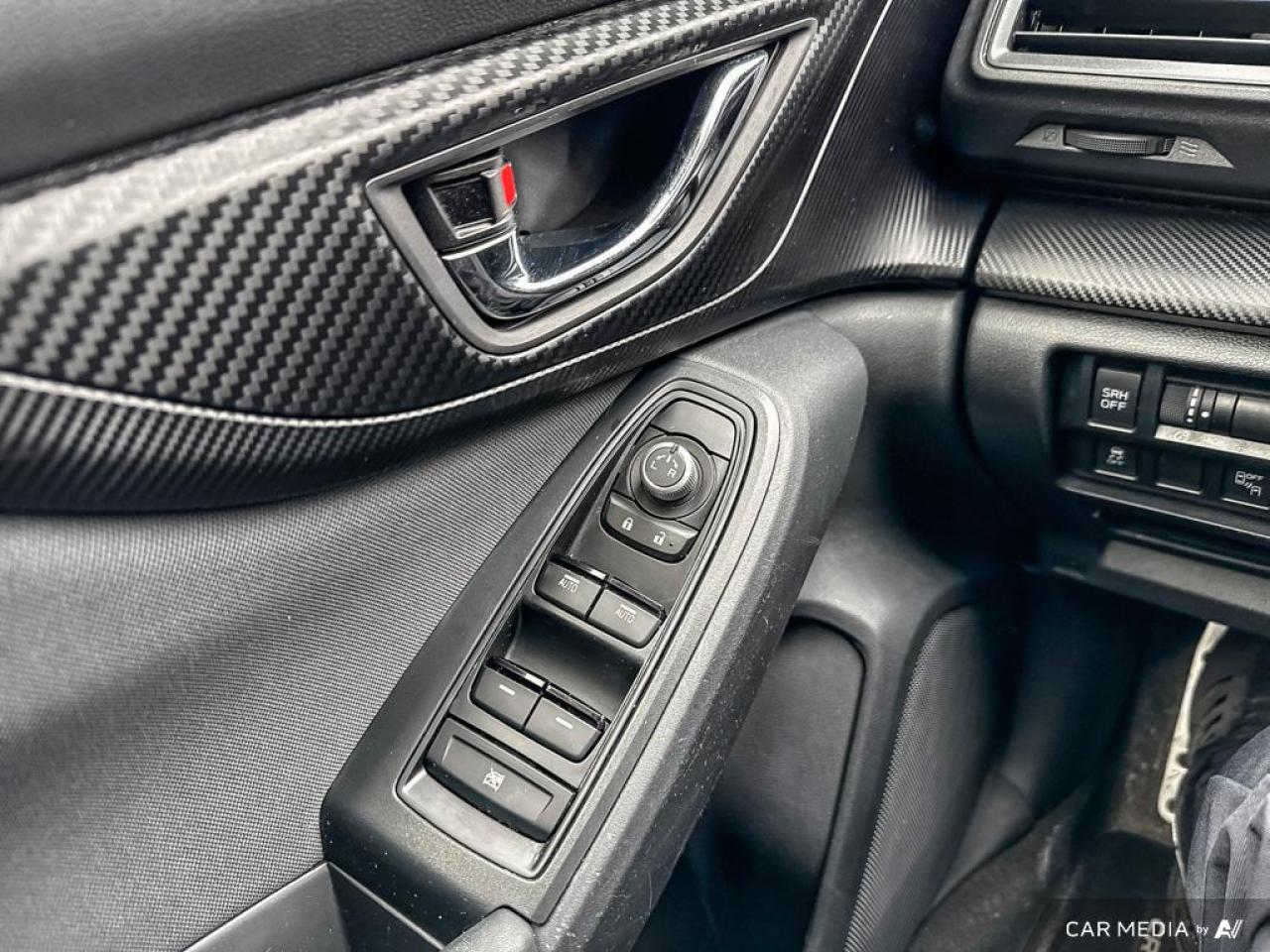2019 Subaru Crosstrek SPORT / ROOF / MANUAL / REVERSE CAM / AWD - Photo #13